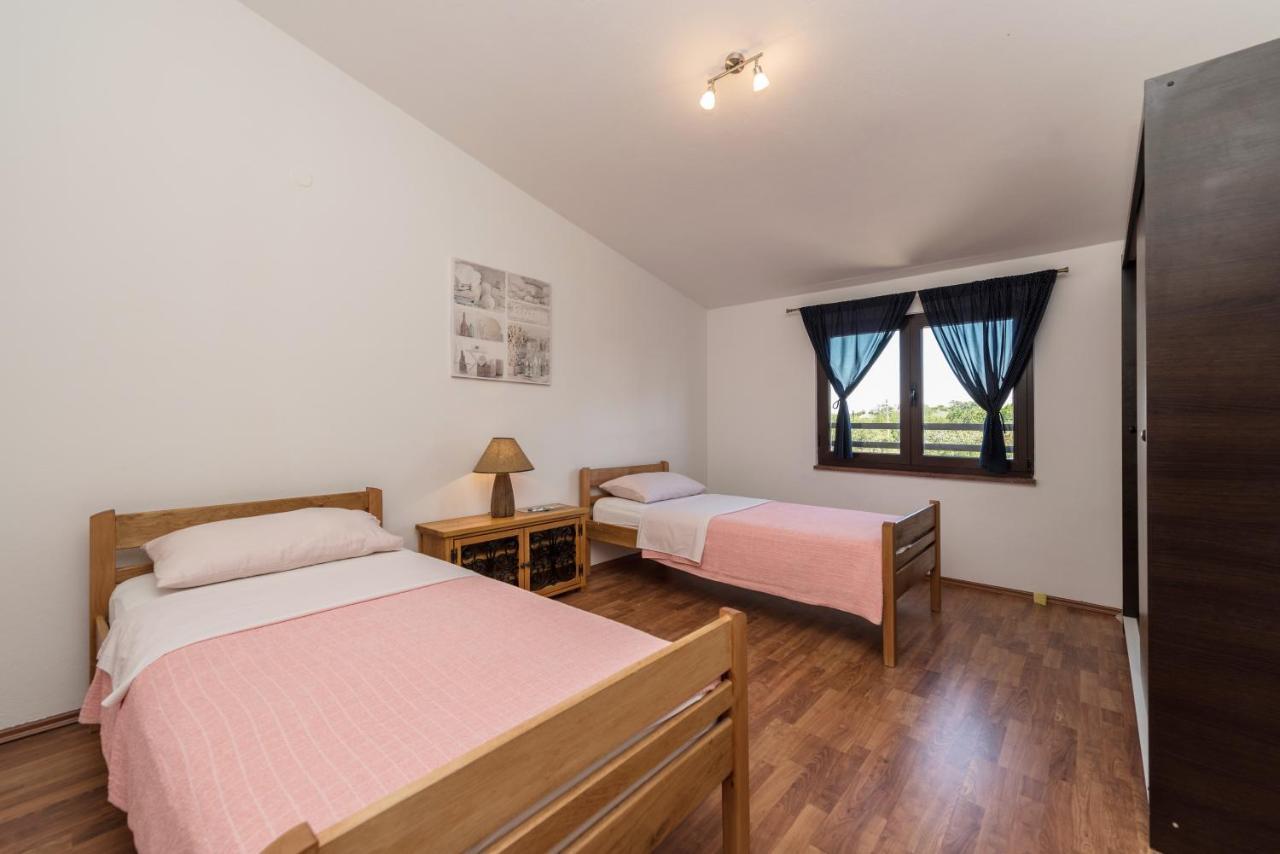 Apartment Astoria ザトン エクステリア 写真