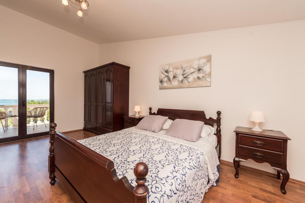 Apartment Astoria ザトン エクステリア 写真